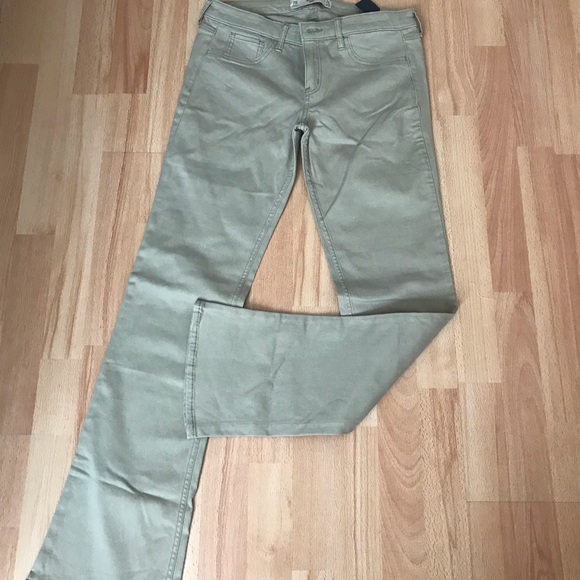 HOLISTER JEANS - Picture 4 of 8